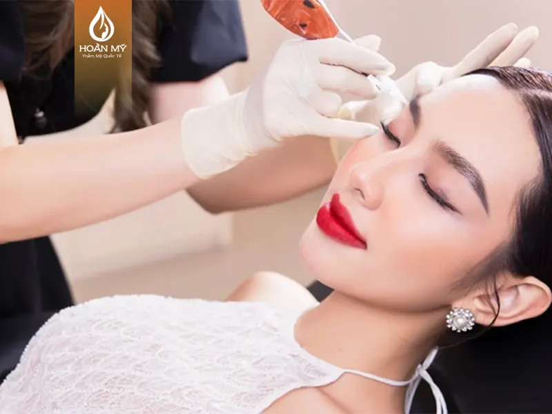 Phun xăm thẩm mỹ đang trở thành xu hướng trong ngành làm đẹp