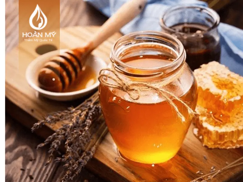 Khóa học massage mặt sẽ hướng dẫn cách điều trị mụn hiệu quả và nhanh chóng