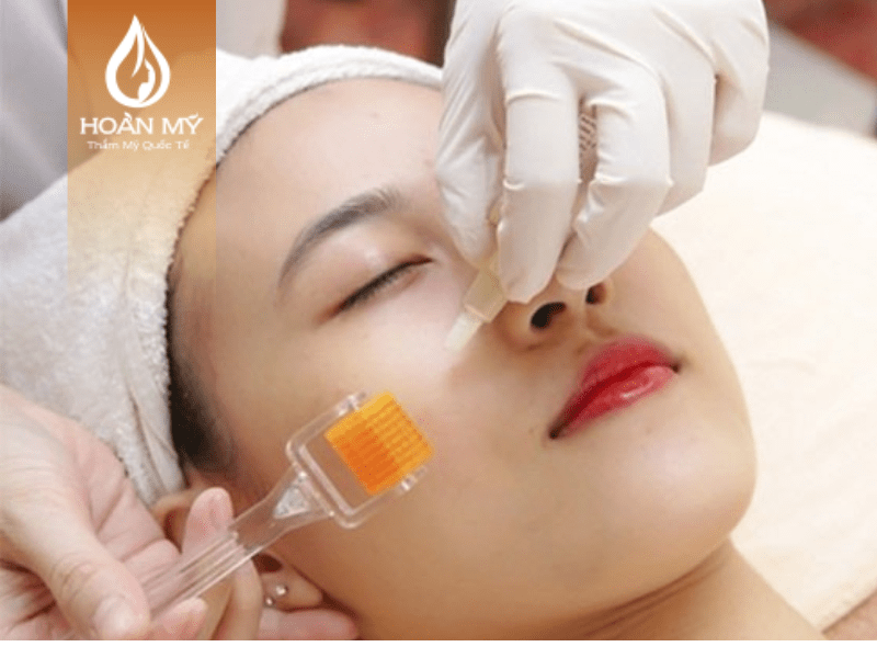 Tạo nên nhiều vết thương nhỏ trên da giúp lưu thông máu, hấp thu dưỡng chất dễ dàng hơn