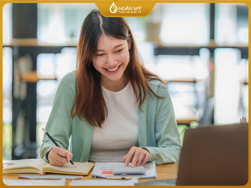 Học chăm sóc da online linh hoạt tại nhà - giải pháp lý tưởng cho người bận rộn, yêu thích làm đẹp