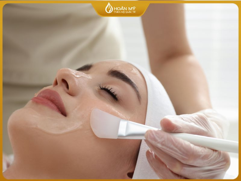 Tay nghề spa không thể giỏi trong ngày một ngày hai – chính quá trình luyện tập chăm chỉ mới tạo nên kỹ thuật viên vững tay và giàu kinh nghiệm.