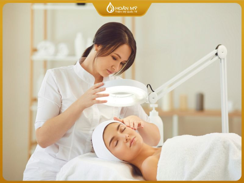 Từ lớp học chăm sóc da cá nhân, không ít học viên đã tìm thấy đam mê và từng bước phát triển thành kỹ thuật viên chuyên nghiệp trong ngành spa.