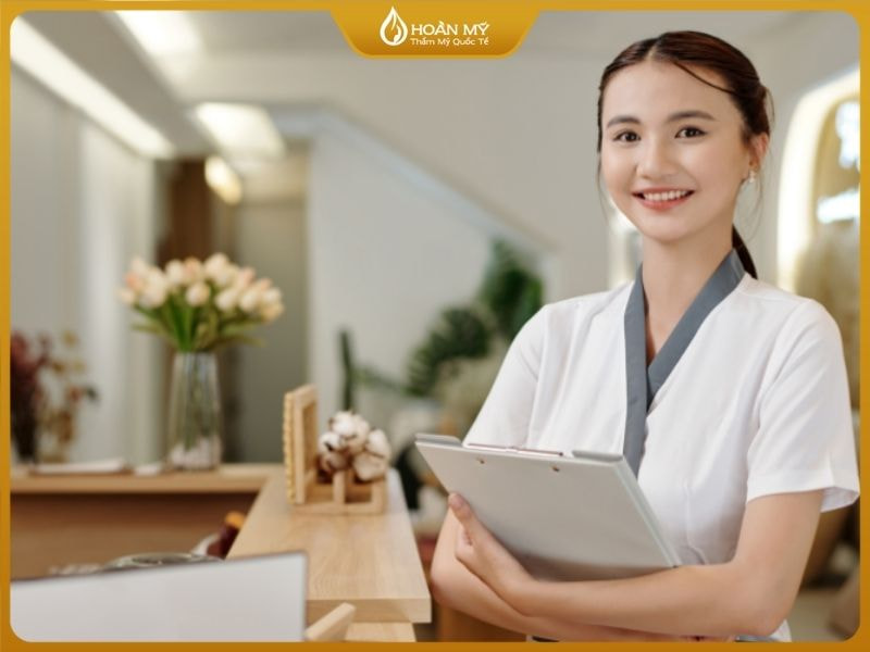 Lễ tân spa là gì?