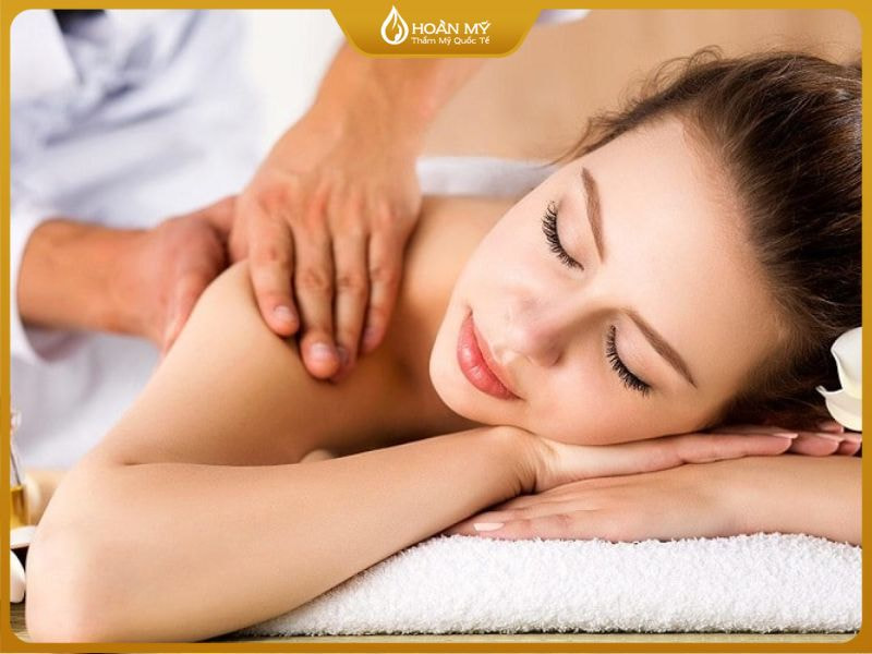 Những ai yêu thích làm đẹp đều có thể học khóa học spa