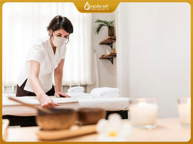 Những công việc chủ yếu của người quản lý spa: quản lý dịch vụ, quản lý nhân sự,...