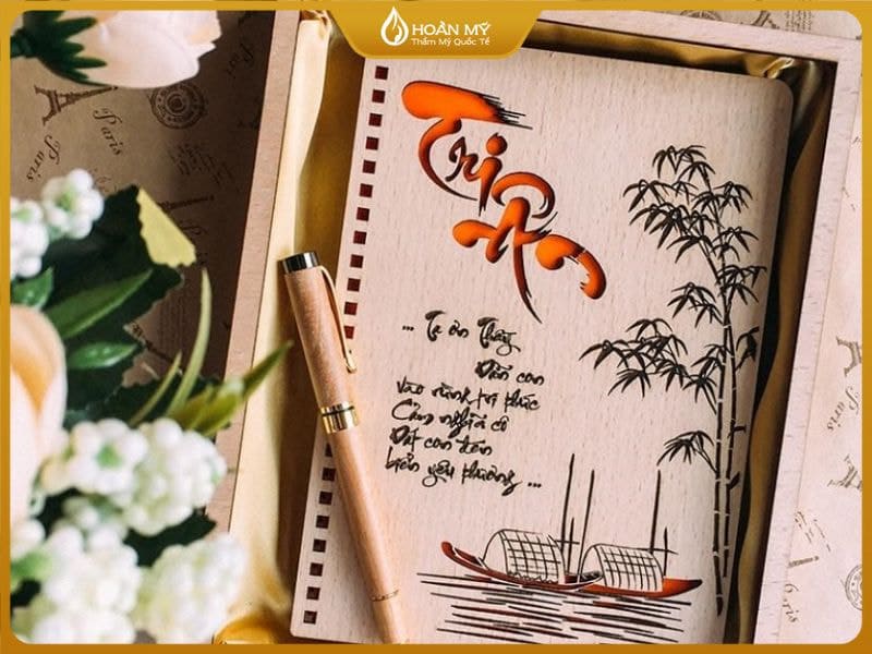 Ngày Nhà Giáo Việt Nam Nên Tặng Gì Cho Ý Nghĩa?