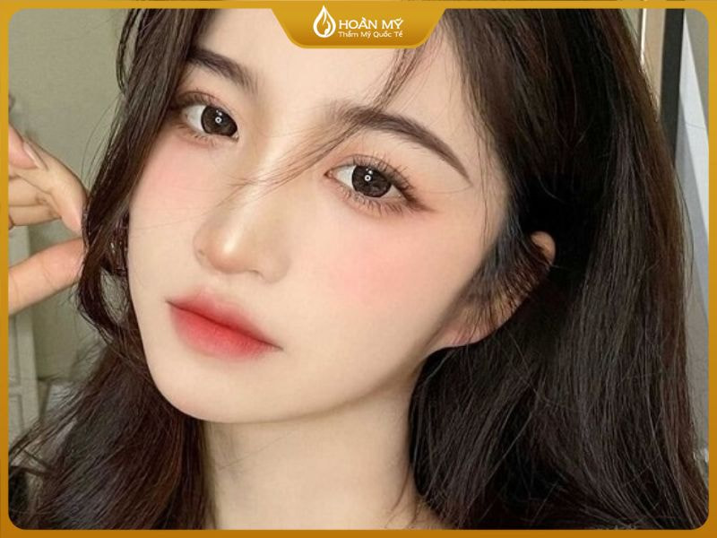 Make up tone cam đào